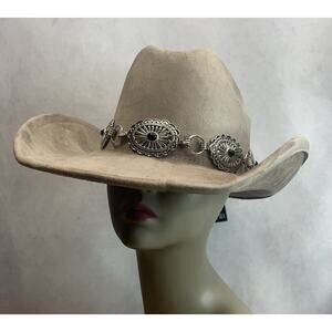 ILLUMA Western Hat Cowboy / Cowgirl Silvertone Concho Band Polyester Felt NWT